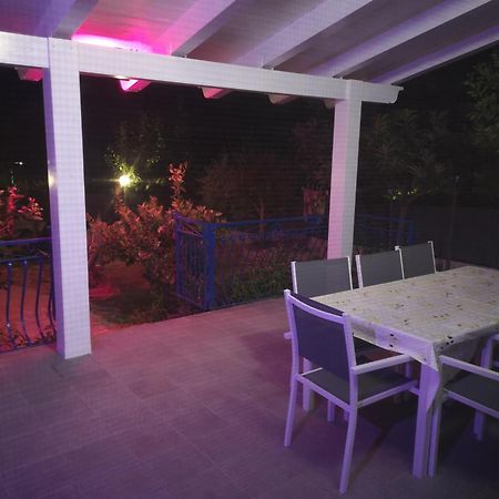 Villa Cilento Mare, Bellissima Con Ampio Giardino カピテッロ 部屋 写真